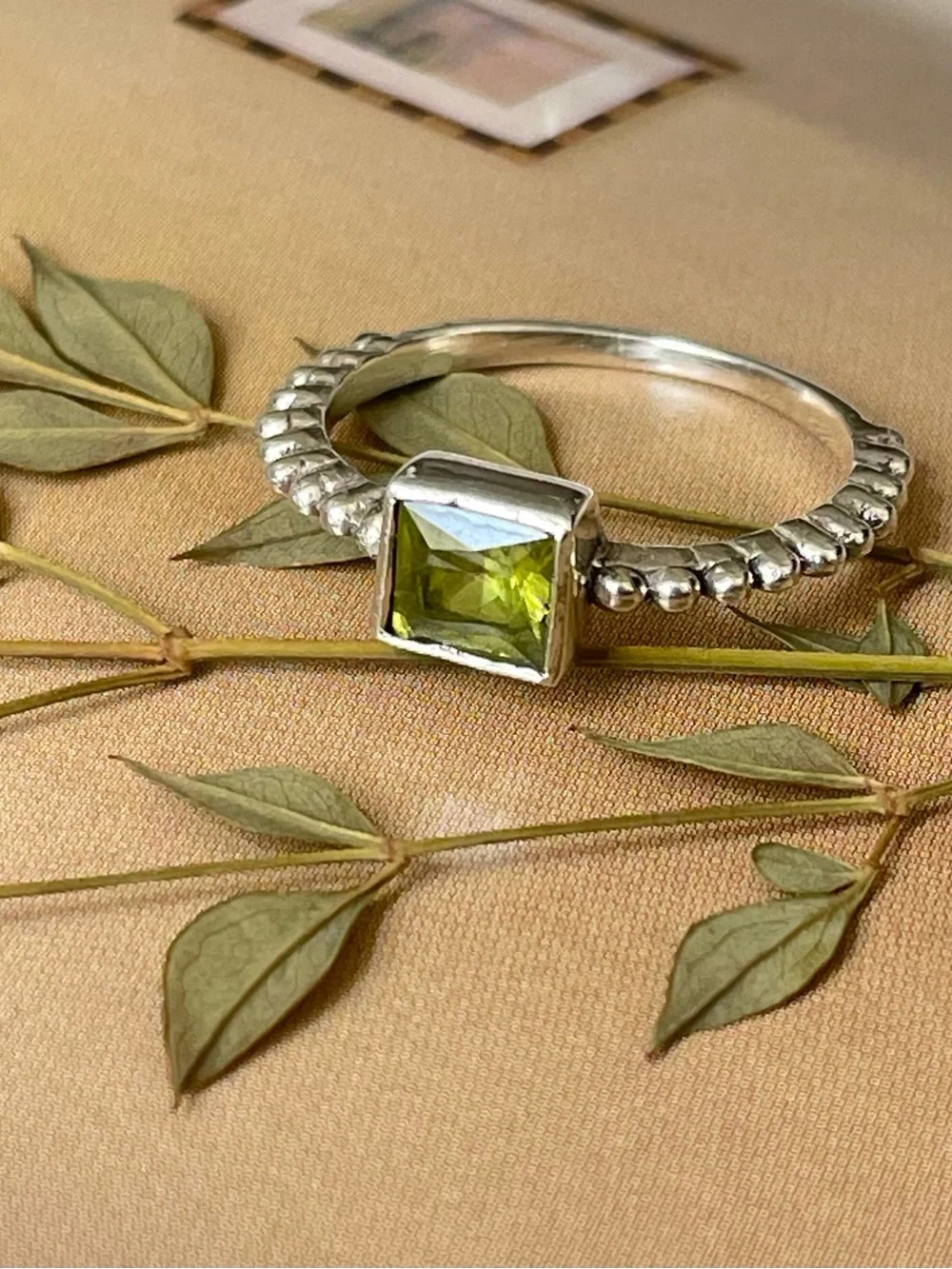 925 sterling silver natural peridot ring  US: 7.25